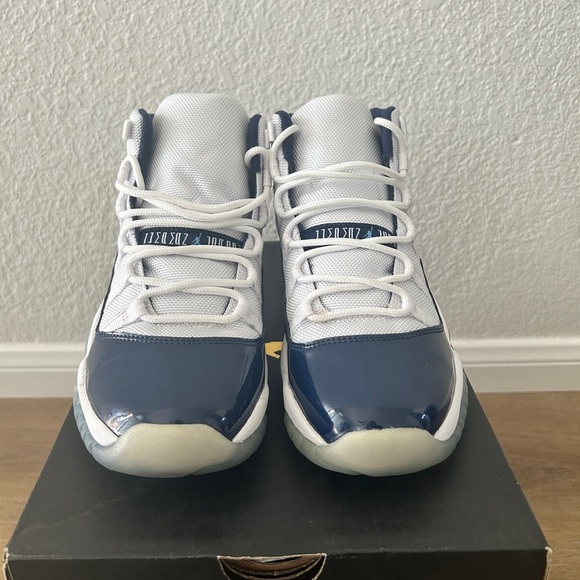 Air Jordan 11 Retro “Win Like ’82” - Size 5Y - Good Condition - Picture 5 of 15